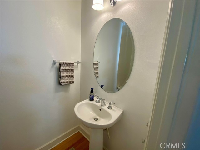 Detail Gallery Image 8 of 33 For 4440 Owens St #106,  Corona,  CA 92883 - 3 Beds | 2/1 Baths