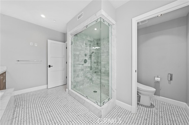823 S Bundy Drive, Los Angeles CA: https://media.crmls.org/medias/cb2cdda1-44da-4b12-b947-94a16a699268.jpg