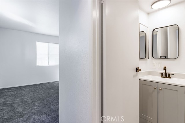 Detail Gallery Image 9 of 23 For 824 Centinela Ave #1,  Inglewood,  CA 90302 - 2 Beds | 2/1 Baths