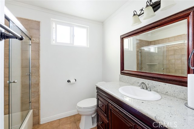 Detail Gallery Image 16 of 22 For 7044 White Oak, Van Nuys,  CA 91406 - 3 Beds | 2 Baths