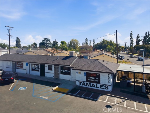 8111 Foothill Boulevard, Rancho Cucamonga CA: https://media.crmls.org/medias/cb2f0a1d-8adf-48de-ad0a-e31d59f28916.jpg