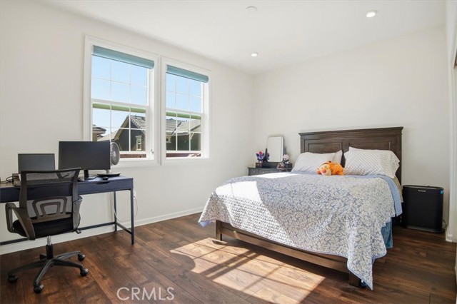 Detail Gallery Image 23 of 38 For 240 Tavern Creek, Palmdale,  CA 93551 - 3 Beds | 3 Baths