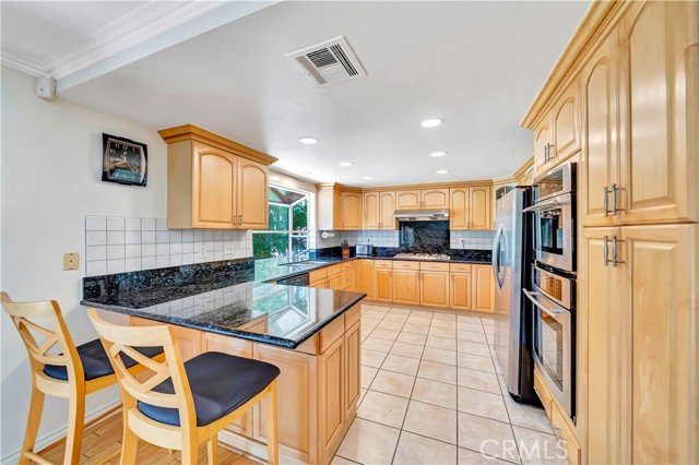 11830 Killimore Avenue, Porter Ranch CA: https://media.crmls.org/medias/cb2ff697-9bf4-435f-877b-06b9115ee504.jpg