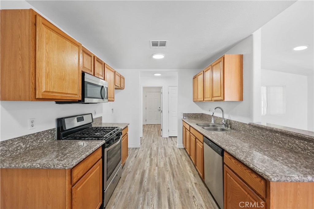 MLS #CV25184908 image #10