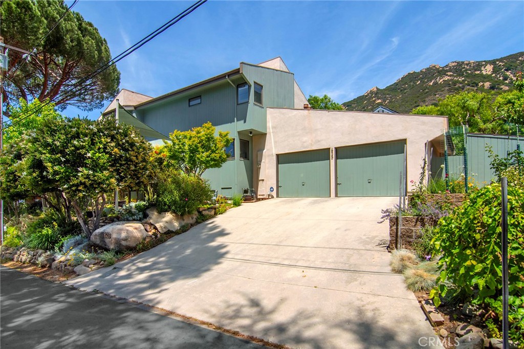 828 Wonder View Drive