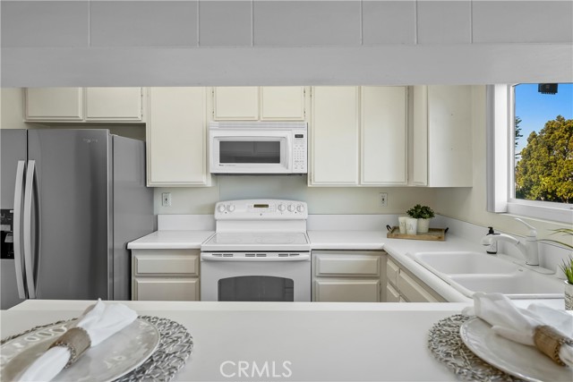 1200 Opal Street, Redondo Beach, California 90277, 2 Bedrooms Bedrooms, ,2 BathroomsBathrooms,Residential,Sold,Opal,SB21231367