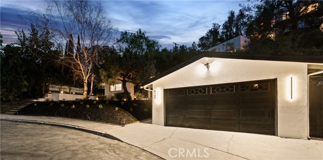 Detail Gallery Image 37 of 44 For 5105 Tendilla, Woodland Hills,  CA 91364 - 3 Beds | 2 Baths