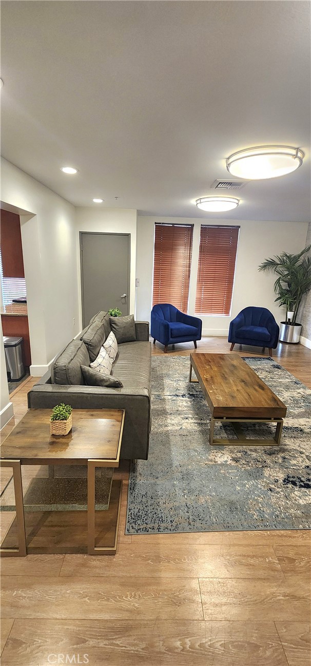 Detail Gallery Image 40 of 43 For 388 E Ocean Bld #206,  Long Beach,  CA 90802 - 1 Beds | 1 Baths