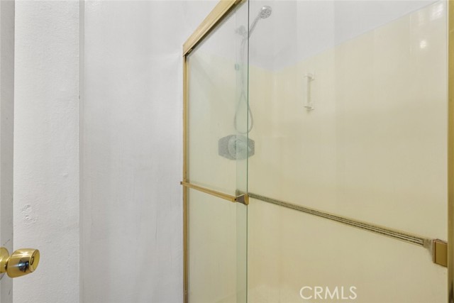 23515 Lyons Avenue, Valencia CA: https://media.crmls.org/medias/cb337e71-09b0-43b5-a08c-e2ecb612ac14.jpg