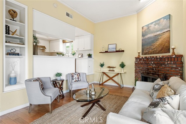 Detail Gallery Image 15 of 35 For 1909 Belmont Ln #B,  Redondo Beach,  CA 90278 - 3 Beds | 3 Baths