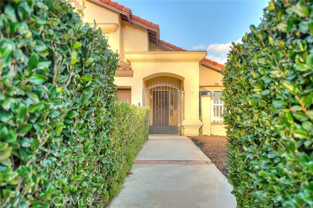 Detail Gallery Image 2 of 75 For 53 Westbrook Ln, Phillips Ranch,  CA 91766 - 4 Beds | 3 Baths