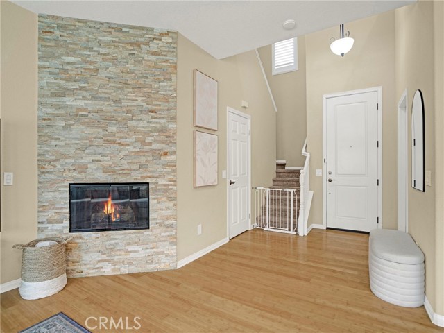 Detail Gallery Image 13 of 38 For 27027 Mountain Willow Ln, Canyon Country,  CA 91387 - 3 Beds | 2/1 Baths