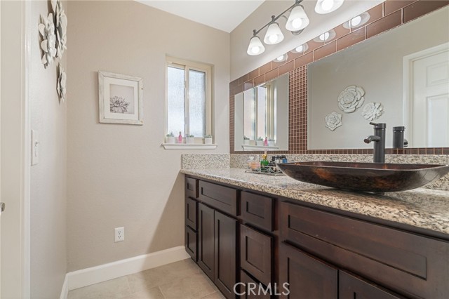 Detail Gallery Image 18 of 29 For 28966 Shadow Creek, Highland,  CA 92346 - 2 Beds | 2 Baths