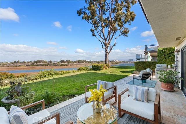 Detail Gallery Image 37 of 47 For 2621 Vista Ornada, Newport Beach,  CA 92660 - 3 Beds | 2/1 Baths