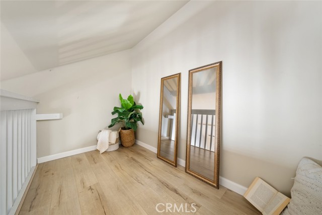 1185 E Foothill Boulevard, San Luis Obispo CA: https://media.crmls.org/medias/cb364dd9-3a65-45b6-b77e-5fab6f591bf6.jpg