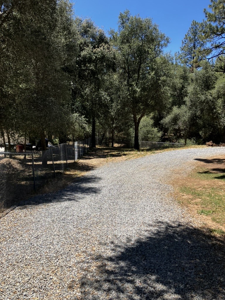 https://media.crmls.org/medias/cb369154-56c9-4a01-8969-7a24035fadd4.jpg?preset=X-Large