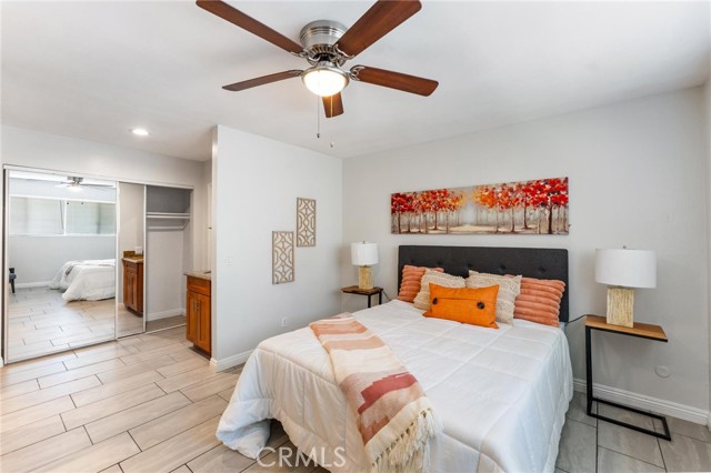 5535 Ackerfield Avenue, Long Beach CA: https://media.crmls.org/medias/cb36c937-0eb0-4c16-8110-726f5ac9863e.jpg