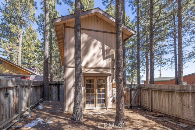 Detail Gallery Image 17 of 22 For 926 Angeles Bld, Big Bear City,  CA 92314 - 1 Beds | 1 Baths