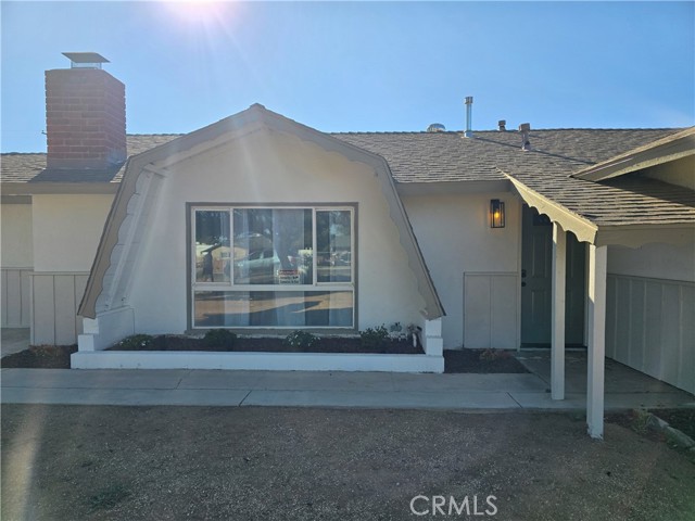 Detail Gallery Image 8 of 9 For 12407 Tonikan Rd, Apple Valley,  CA 92308 - 3 Beds | 1/1 Baths