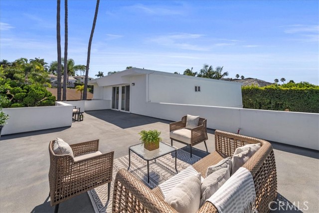 6451 E Shire Way, Long Beach CA: https://media.crmls.org/medias/cb3995ff-27a4-493f-ad94-14eba7c64065.jpg