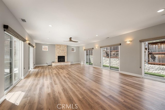 Image 14 of 56 For 9320 Via Castillo