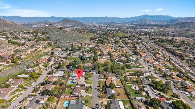 Image 39 of 41 For 7171 Font Avenue