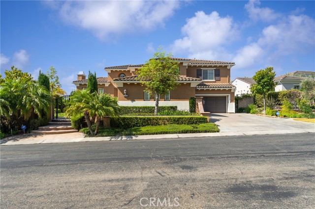 2528 N San Miguel Drive, Orange CA: https://media.crmls.org/medias/cb3adb6e-ad0f-4246-a36d-5ed3fdd4aece.jpg