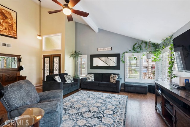 Detail Gallery Image 12 of 39 For 1355 Knoll Dr, Oceanside,  CA 92054 - 4 Beds | 3 Baths