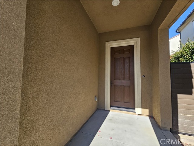 20841 W Acorn Circle, Porter Ranch CA: https://media.crmls.org/medias/cb3c00f1-0f43-412d-bbad-96e8973c22ba.jpg