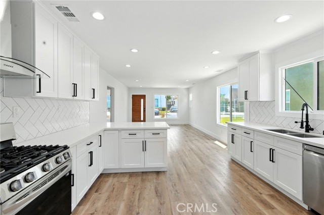 Detail Gallery Image 9 of 31 For 1849 W 66th St, Los Angeles,  CA 90047 - 3 Beds | 2 Baths