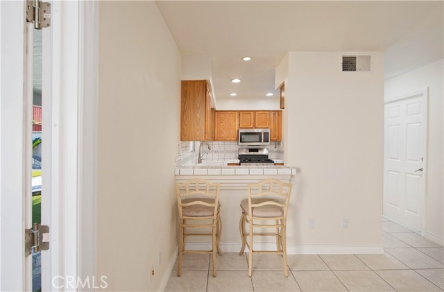 Detail Gallery Image 9 of 39 For 9788 Balaton St, Rancho Cucamonga,  CA 91737 - 4 Beds | 2/1 Baths