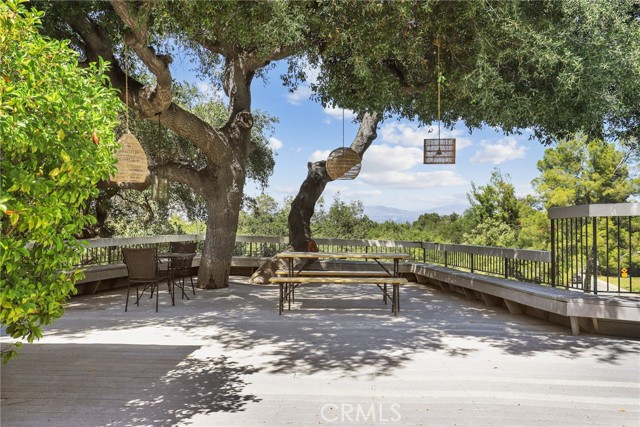 Detail Gallery Image 34 of 35 For 23731 Park Madrid, Calabasas,  CA 91302 - 4 Beds | 3/1 Baths