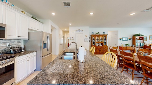 Detail Gallery Image 17 of 45 For 24886 Olive Hill Ln, Moreno Valley,  CA 92557 - 3 Beds | 2 Baths