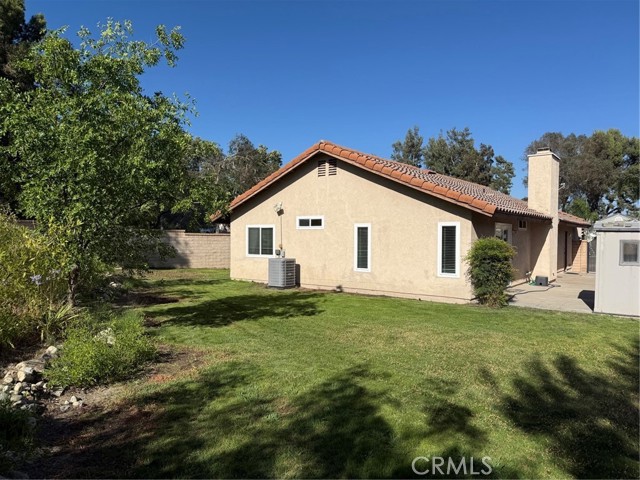 6410 Kettle Peak Place, Rancho Cucamonga CA: https://media.crmls.org/medias/cb3d3ba6-b8e4-4ce8-8ab0-c37583bb1269.jpg