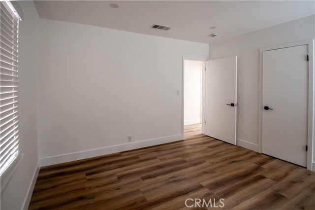 Detail Gallery Image 7 of 19 For 1110 N Van Ness Ave, Compton,  CA 90221 - 3 Beds | 2 Baths