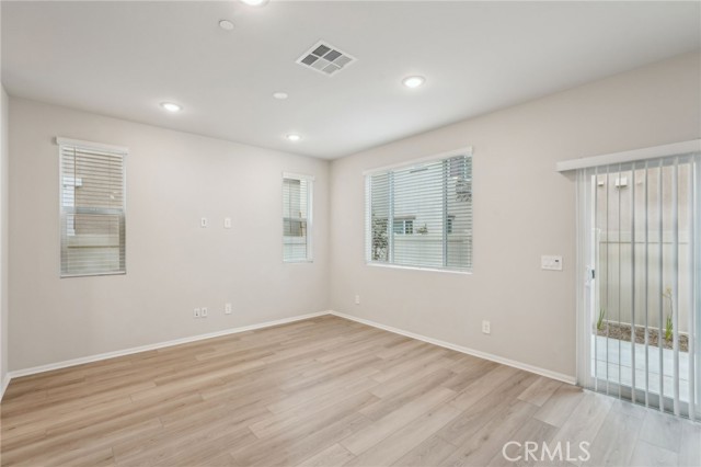 40368 Via Jumara, Temecula CA: https://media.crmls.org/medias/cb3e27a5-4bb1-456d-8e65-ee22e7e5978e.jpg