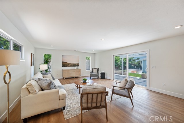 16806 Olive Street, Fountain Valley CA: https://media.crmls.org/medias/cb3e2e6b-6c8f-4965-97aa-84d86260964d.jpg