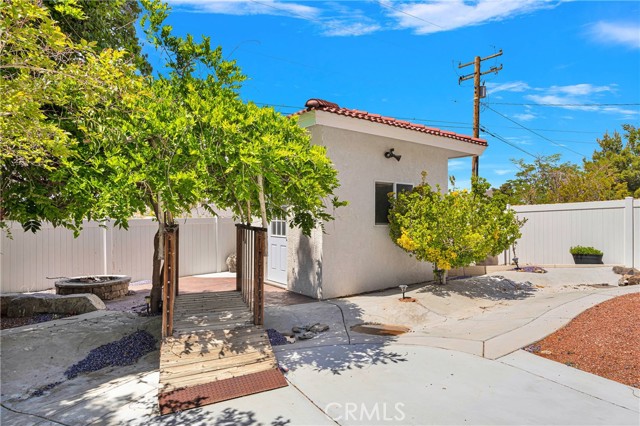 Detail Gallery Image 41 of 64 For 16158 Rimrock Rd, Apple Valley,  CA 92307 - 4 Beds | 2/1 Baths