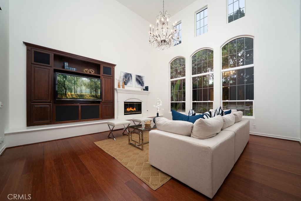 MLS #OC25255873 image #8