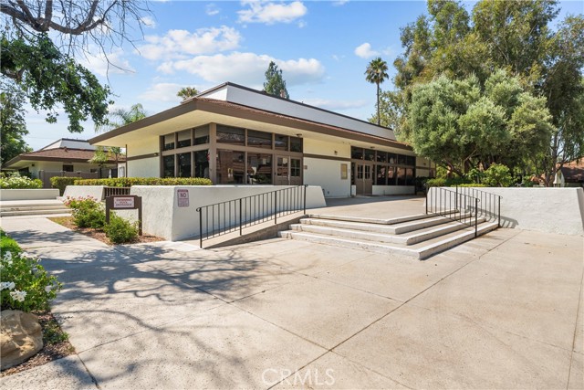 Detail Gallery Image 44 of 45 For 10214 Larwin Ave #3,  Chatsworth,  CA 91311 - 4 Beds | 3 Baths