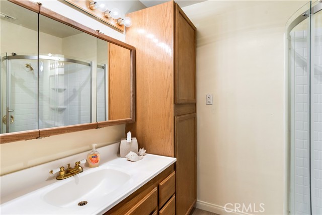5940 Lake Drive, Angelus Oaks CA: https://media.crmls.org/medias/cb3f28f2-19a8-4eed-83a6-69e4222027d1.jpg