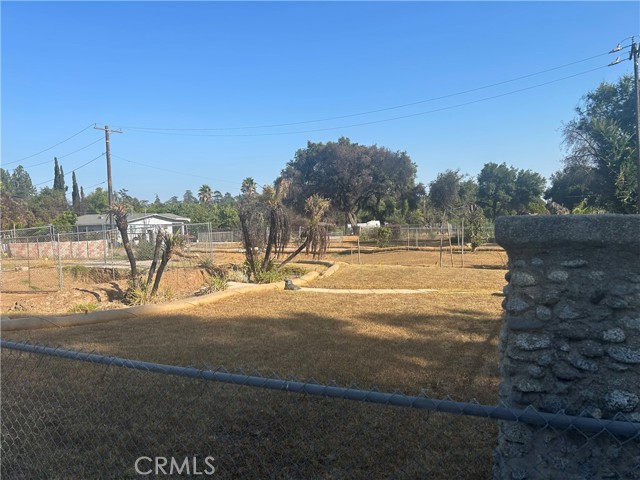 Detail Gallery Image 10 of 11 For 2262 Glenrose Ave, Altadena,  CA 91001 - – Beds | – Baths