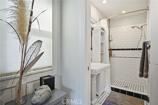 Detail Gallery Image 19 of 46 For 19453 Mountain Meadow North, Hidden Valley Lake,  CA 95467 - 3 Beds | 2 Baths