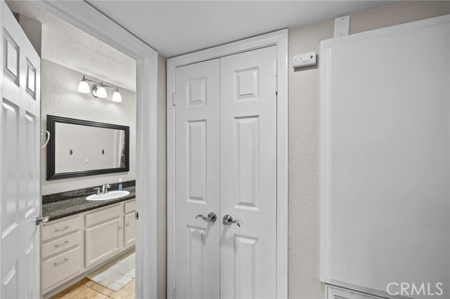 Detail Gallery Image 10 of 25 For 2400 San Gabriel Way #108,  Corona,  CA 92882 - 1 Beds | 1 Baths