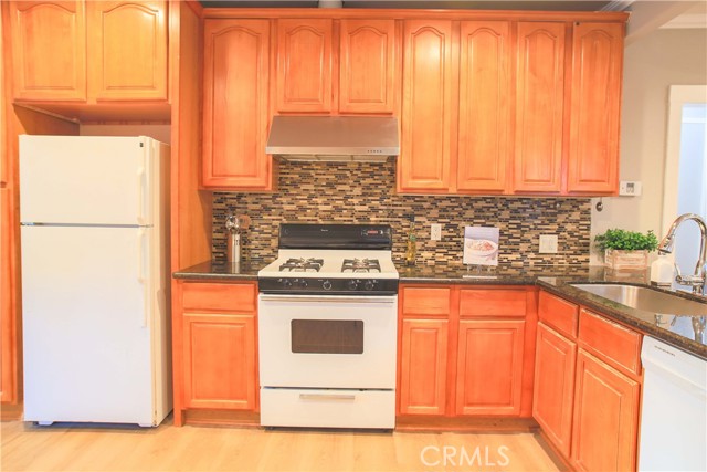 Detail Gallery Image 17 of 30 For 1615 Minturn St, Alameda,  CA 94501 - 2 Beds | 1/1 Baths