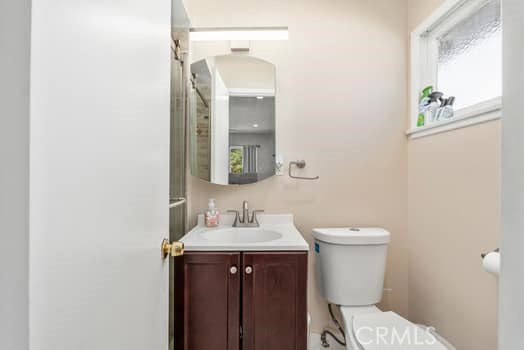 7839 Los Arboles Place, Riverside CA: https://media.crmls.org/medias/cb425c04-5efa-4ede-b434-2db78d56f751.jpg