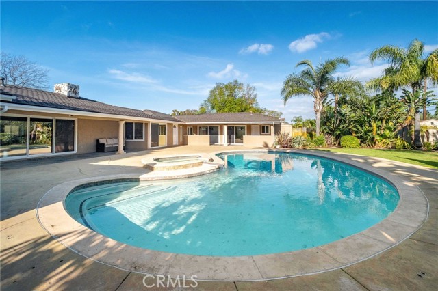 Image 1 of 61 For 4 Silverleaf