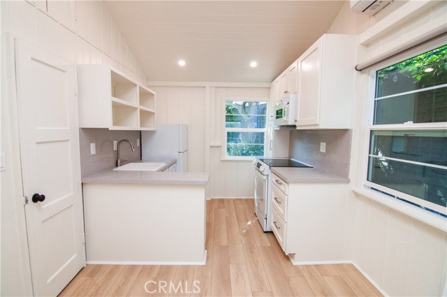 Detail Gallery Image 12 of 15 For 1145 North Coast Highway #C,  Laguna Beach,  CA 92651 - 0 Beds | 1 Baths
