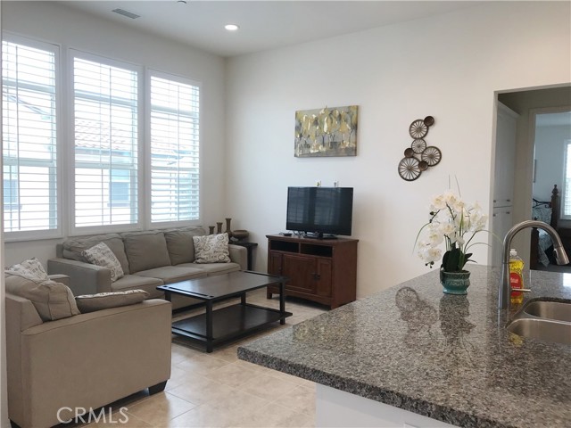 Detail Gallery Image 13 of 23 For 85 Henson, Irvine,  CA 92620 - 3 Beds | 2 Baths