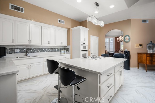 Detail Gallery Image 18 of 44 For 613 E Sunset Dr, Redlands,  CA 92373 - 6 Beds | 6 Baths